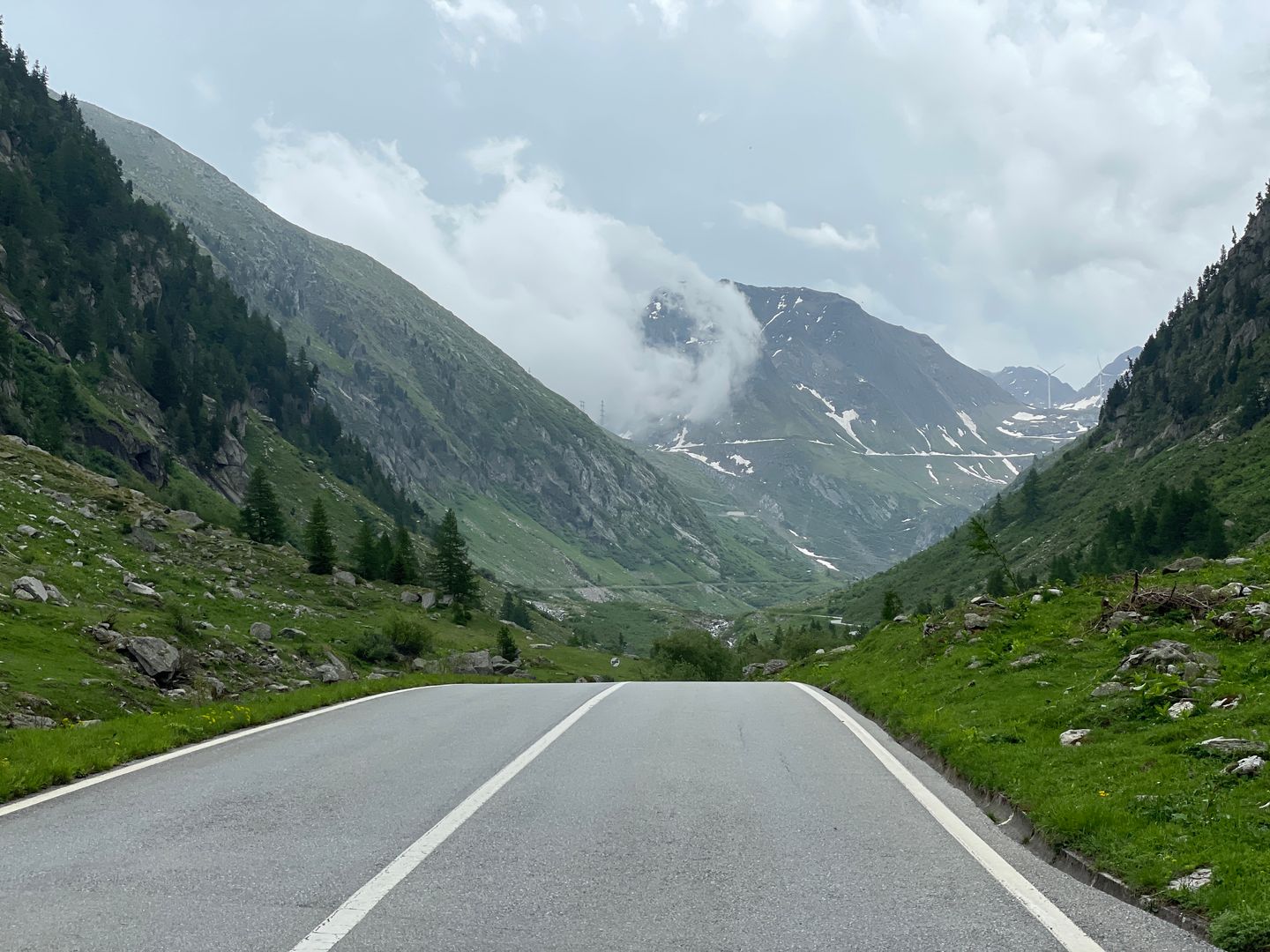 Nufenen Pass