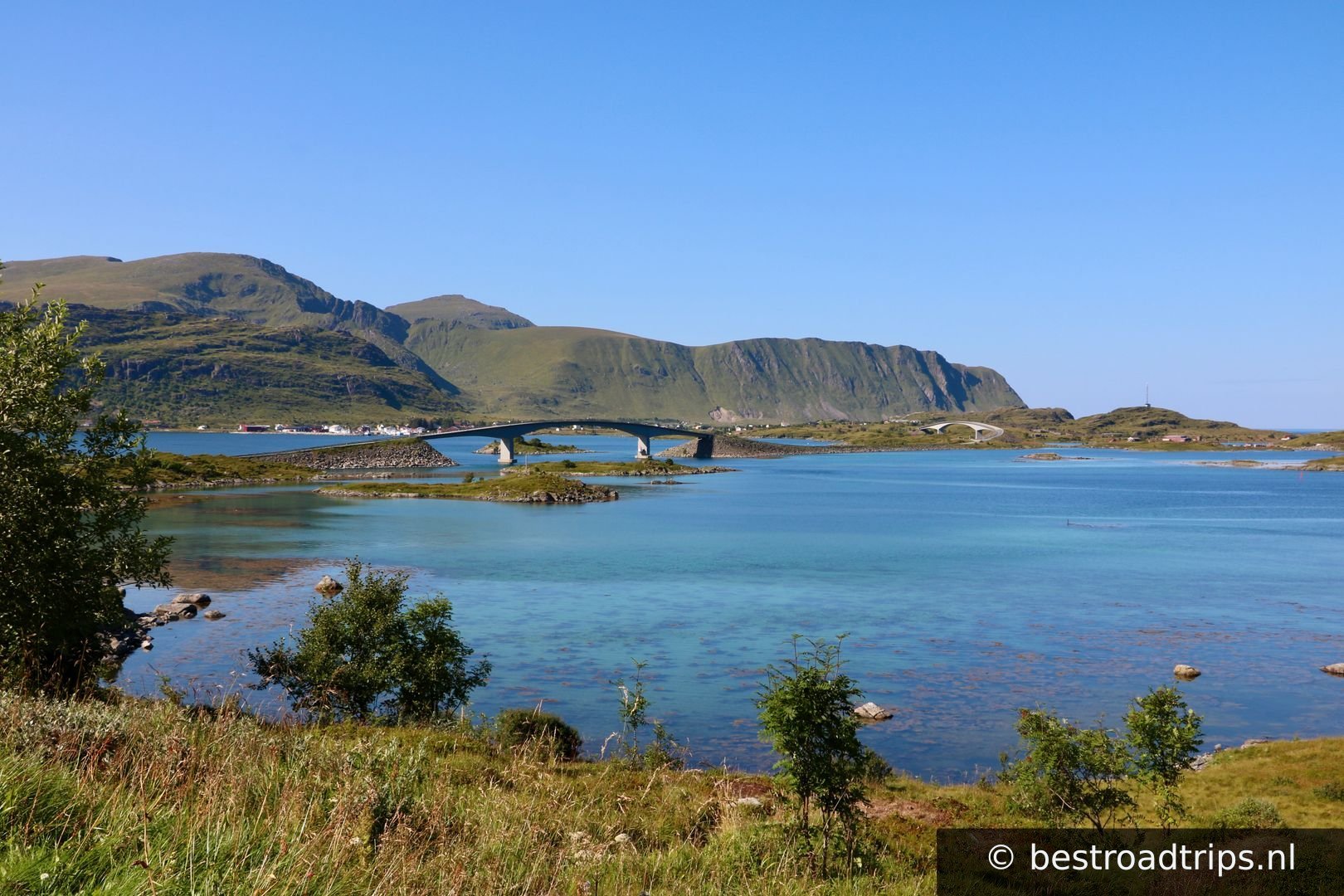 Stop to view the Fredvang bridges