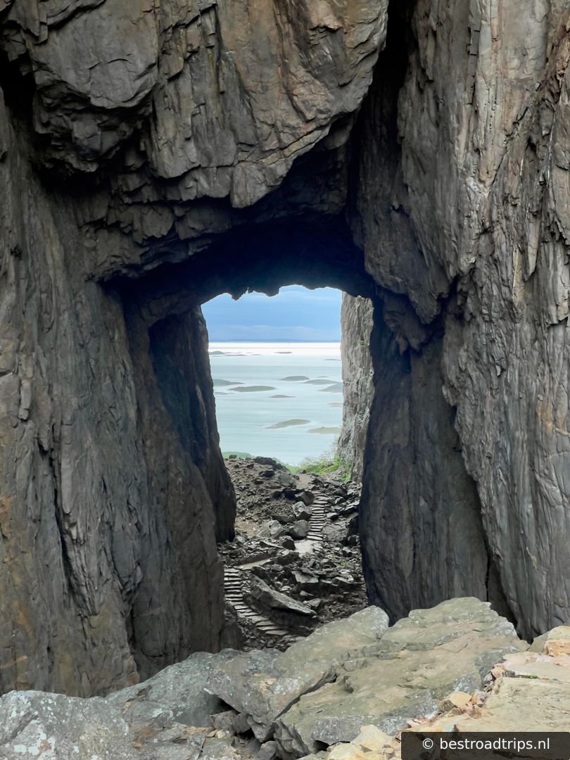 Torghatten